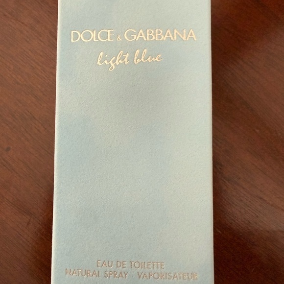 Dolce & Gabbana Light Blue Eau de Toilette - 25ml 0.84 fl oz - Picture 4 of 4